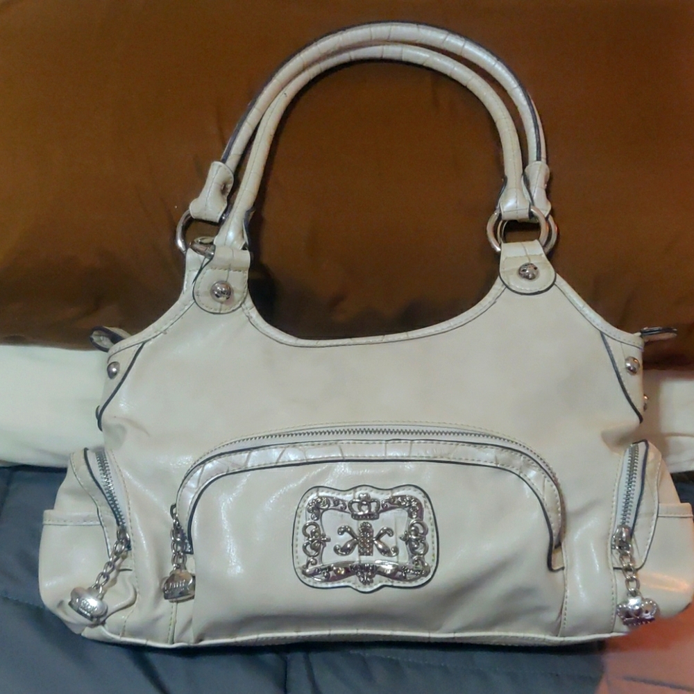 Kathy Van Ireland purse